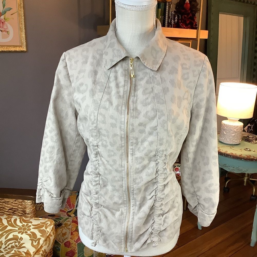 Chicos Linen Blend Jacket